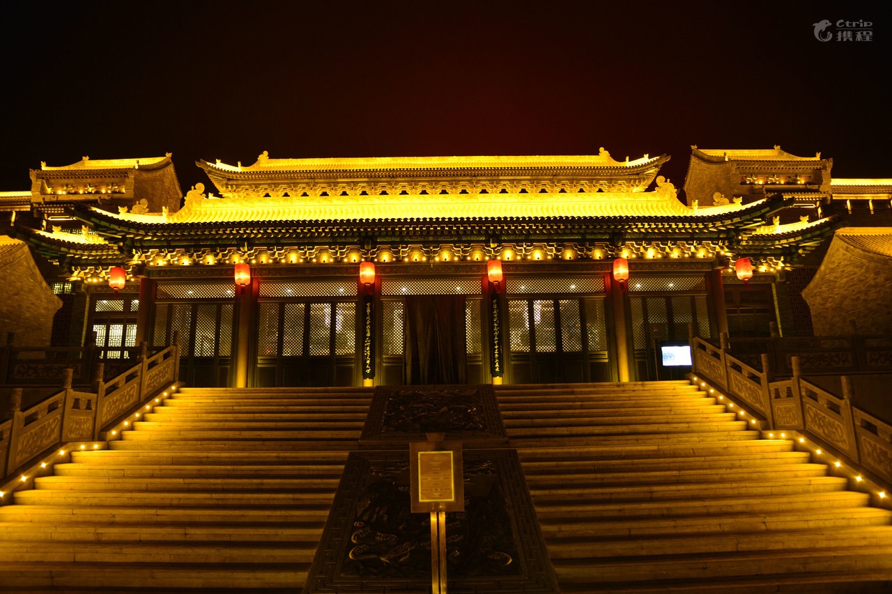 灵石崇宁堡温泉酒店