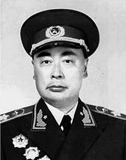 陈毅