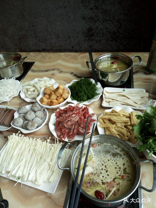 牛行肥牛(铅山店)